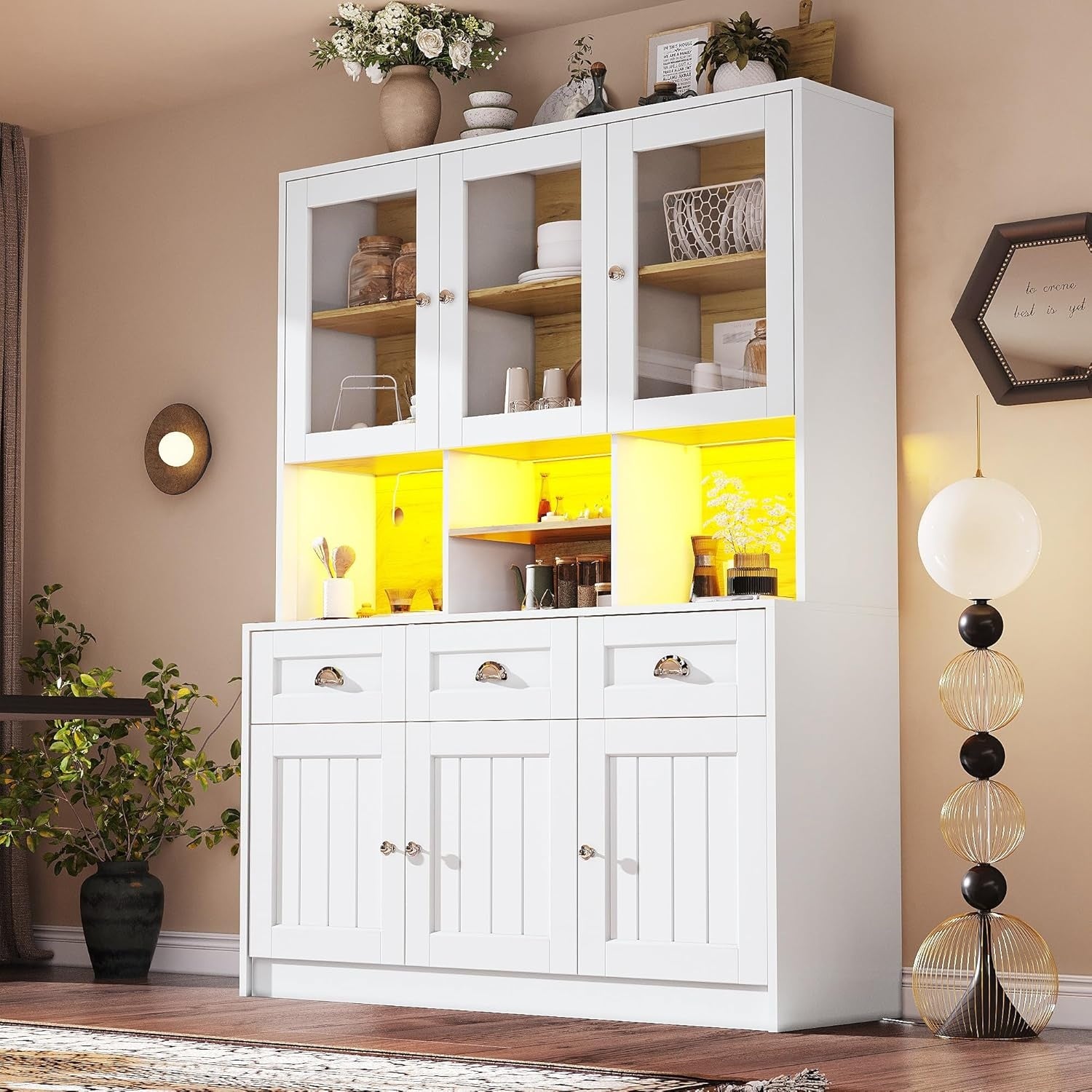 Buffet haut blanc 140 x 40 x 175 cm avec eclairage LED reglable, etageres modulables et vitrine pour cuisine ou salon
